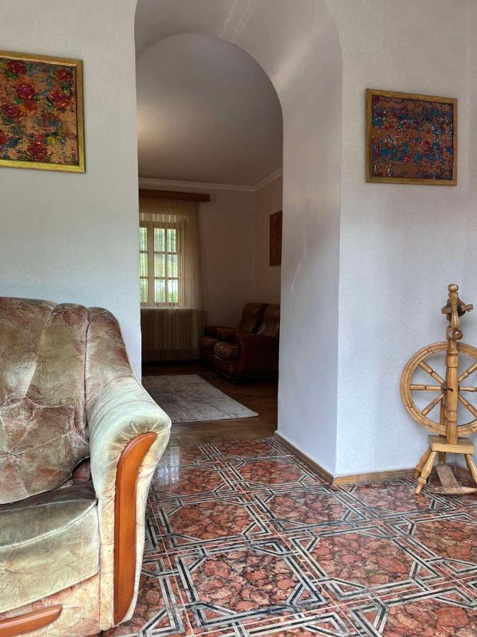 Story Guesthouse Kazbegi Exterior photo